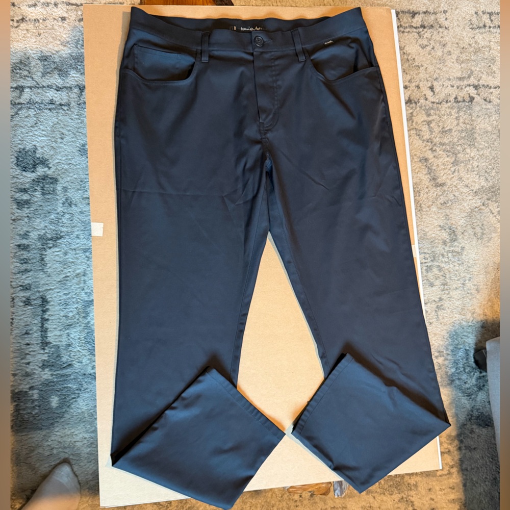 Travis Mathew Men's Black Performance Pants